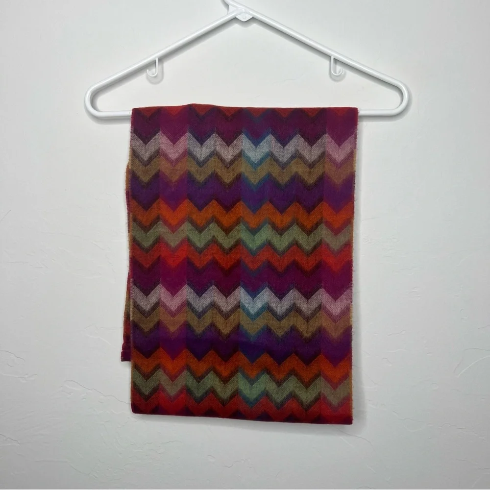 Dillard’s chevron print scarf, colorful, purple & orange